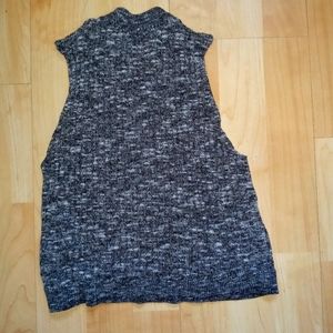 Black and Grey crop top Size M
